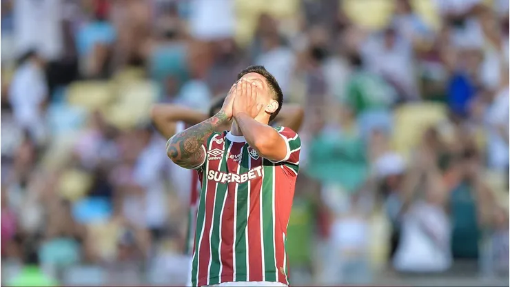 Germán Cano, artilheiro do Fluminense lamenta lança perdido contra o Bangu e torcida se revolta