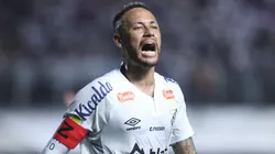 Neymar homenageou Memphis Depay