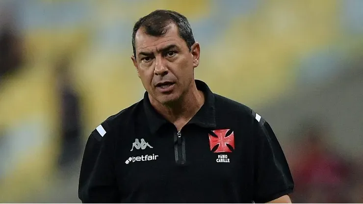 Fábio Carille aponta que Vasco está abaixo dos demais