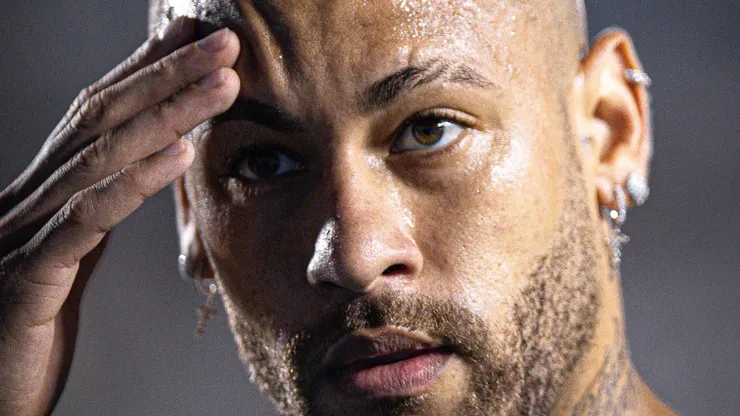 Neymar em ação pelo Santos - Foto: Abner Dourado/AGIF