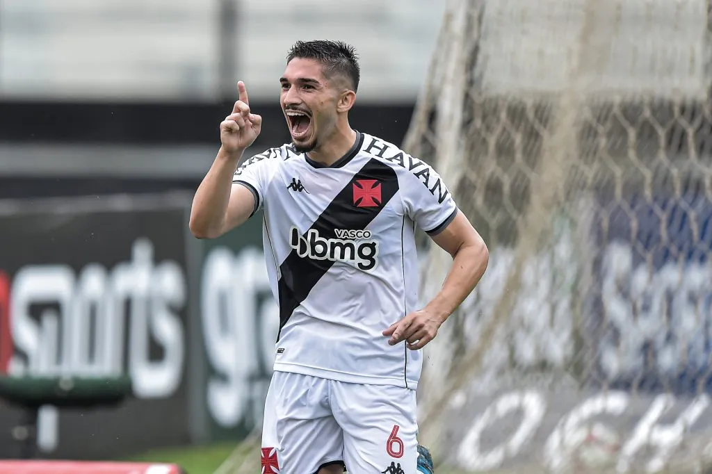 Andrey quando defendi as cores do Vasco – Foto: Thiago Ribeiro/AGIF