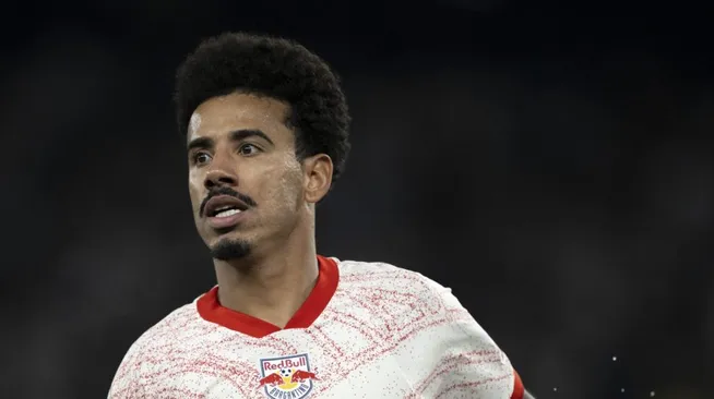 Lucas Evangelista jogador do Bragantino comemora seu gol durante partida contra o Botafogo no estadio Engenhao pelo campeonato Brasileiro A 2024. Foto: Jorge Rodrigues/AGIF