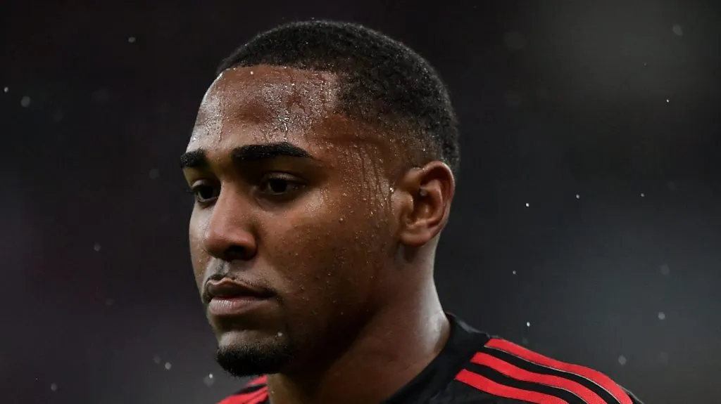 Foto: Thiago Ribeiro/AGIF – Lorran vai respirar novos ares e destino será definido em breve.