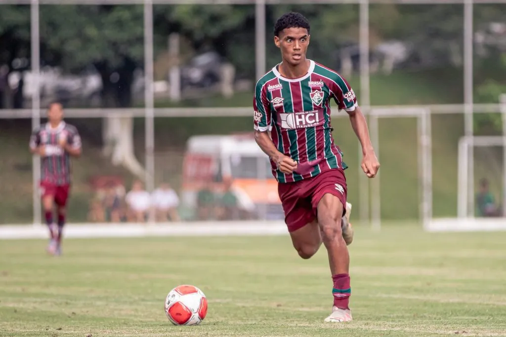Isac, cria do Fluminense