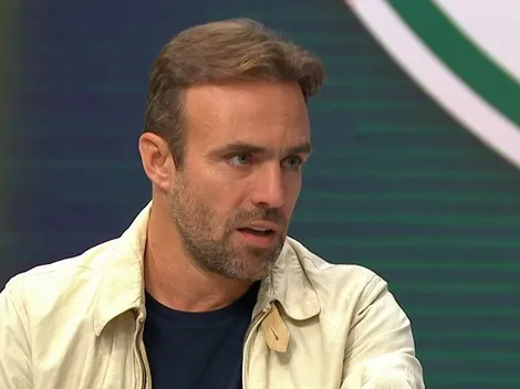 Roger Flores critica Savarino e +2 do Botafogo após derrota