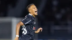 Vitinho jogador do Bragantino comemora seu gol durante partida contra o Corinthians no estádio Nabi Abi Chedid pelo campeonato Brasileiro A 2024. Foto: Diogo Reis/AGIF
