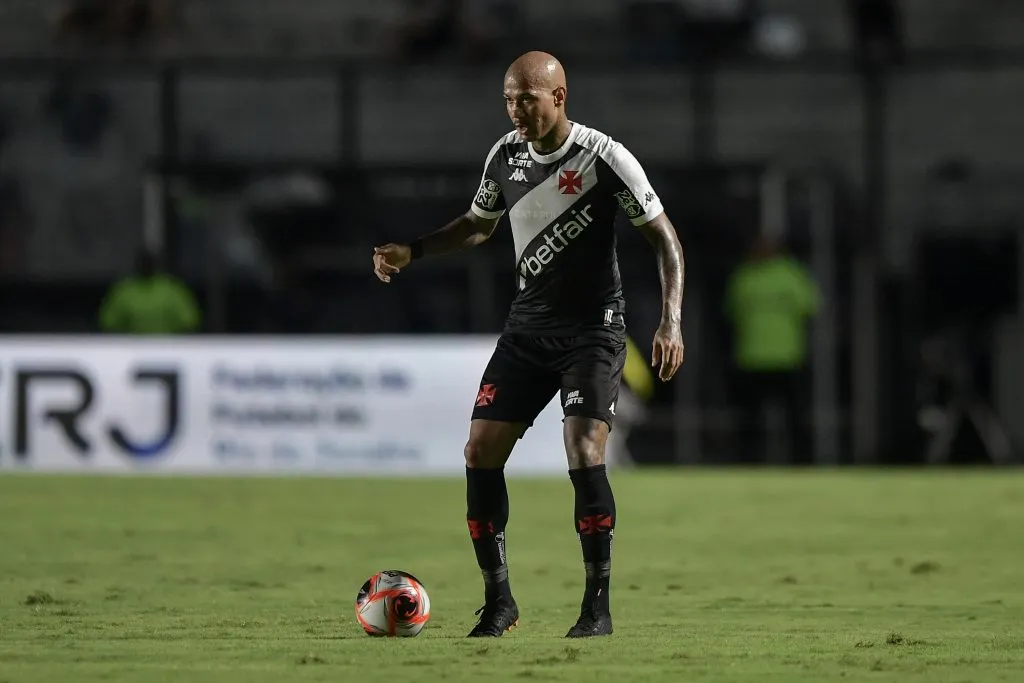 Zé Gabriel em partida do Campeonato Carioca. Foto: Thiago Ribeiro/AGIF