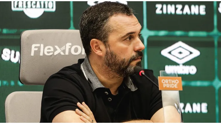 Mario Bittencourt vem sendo criticado nos bastidores por falta de transparência em projeto de SAF. Foto: LUCAS MERÇON / FLUMINENSE F.C.