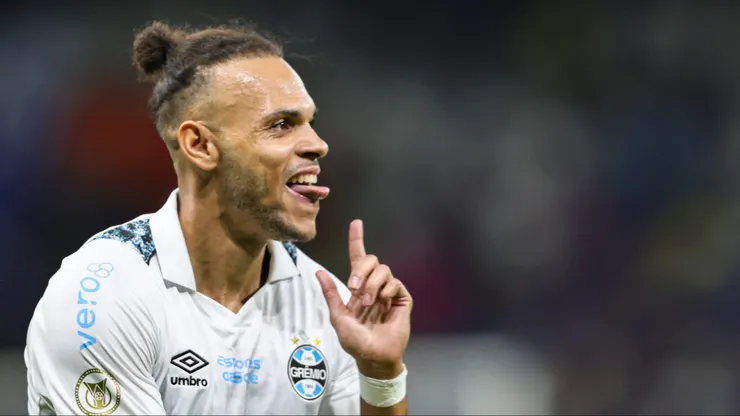 Braithwaite em ação pelo Grêmio - Foto: Gilson Lobo/AGIF