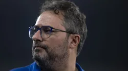 Alexandre Mattos durante partida entre Botafogo e Cruzeiro, no Estádio Nilton Santos, pelo Brasileirão 2024.