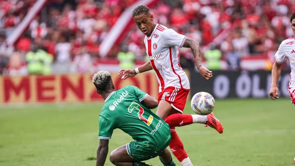 Vitinho no Gauchão. Foto: Maxi Franzoi/AGIF