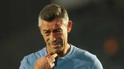 SP - SANTOS - 16/01/2025 - PAULISTA 2025, SANTOS X MIRASSOL - Pedro Caixinha tecnico do Santos antes da partida contra o Mirassol no estadio Vila Belmiro pelo campeonato Paulista 2025.