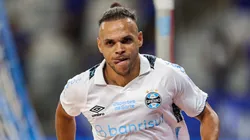 Grêmio de Braithwaite pode se beneficiar da desistência do Santos.