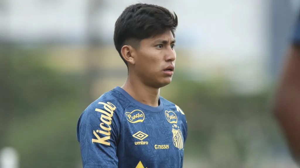 Miguelito voltou a treinar - Foto: Reinaldo Campos/AGIF.