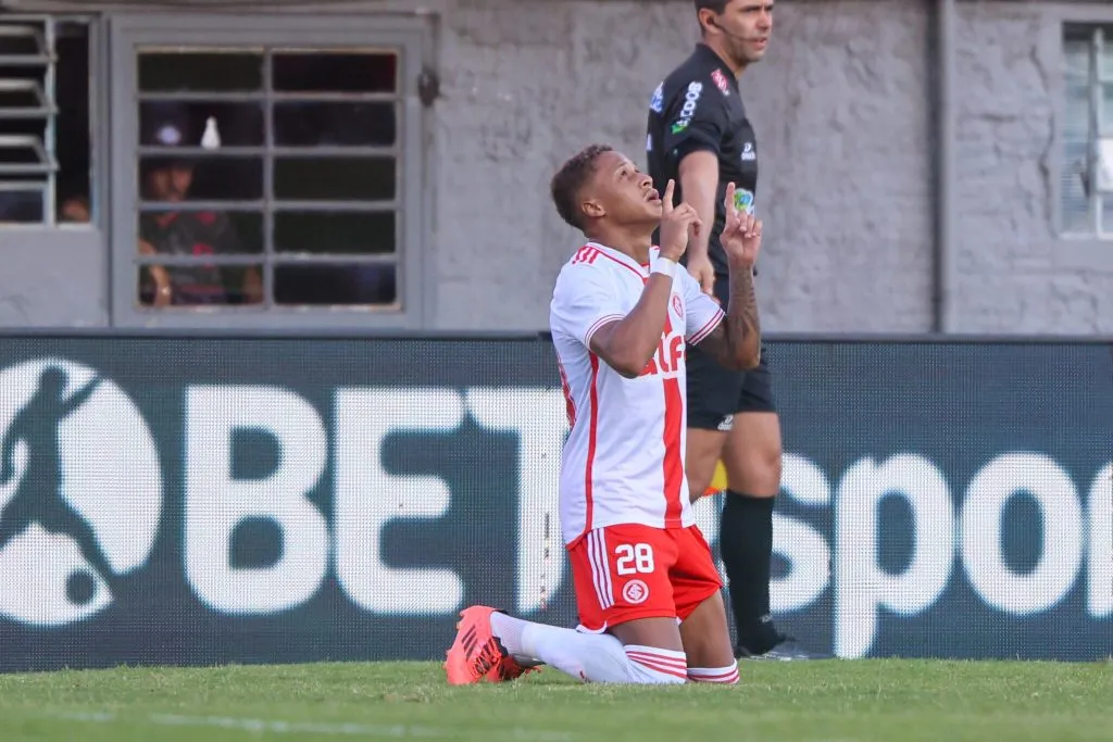 Vitinho: atacante marcou os gols do Inter fora de casa na vitória contra o Caxias – Foto: Flickr/Internacional