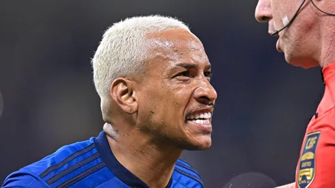 Matheus Pereira em ação com a camisa do Cruzeiro.