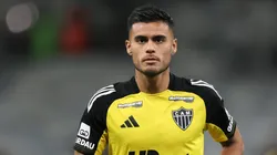 Jogador ficou sem espaço - Foto: Gilson Lobo/AGIF.