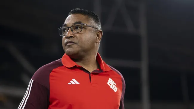 Roger Machado, técnico do Internacional – Foto: Jorge Rodrigues/AGIF