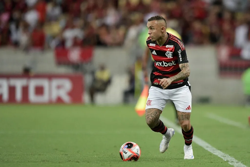 RJ – RIO DE JANEIRO – 22/02/2025 – CARIOCA 2025, FLAMENGO X MARICA – Everton Cebolinha jogador do Flamengo durante partida contra o Marica no estadio Maracana pelo campeonato Carioca 2025. Foto: Thiago Ribeiro/AGIF