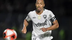 RJ - RIO DE JANEIRO - 23/02/2025 - CARIOCA 2025, VASCO X BOTAFOGO - Marlon Freitas jogador do Botafogo durante partida contra o Vasco no estadio Sao Januario pelo campeonato Carioca 2025. Foto: Thiago Ribeiro/AGIF