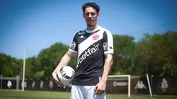 Nuno Moreira em sua chegada ao Vasco. Foto: Matheus Lima/CRVG