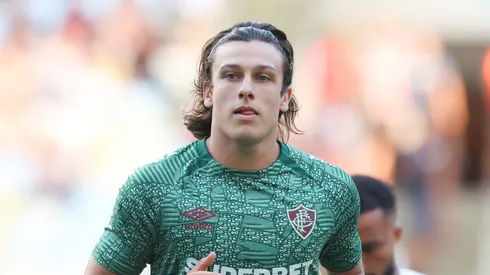 Canobbio em ação pelo Nense.