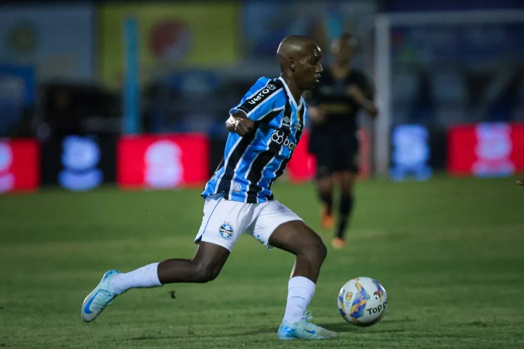 RS – NOVO HAMBURGO – 29/01/2025 – GAUCHO 2025, MONSOON X GREMIO – Gabriel Mec jogador do Gremio durante partida contra o Monsoon no estadio Do Vale pelo campeonato Gaucho 2025. Foto: Maxi Franzoi/AGIF