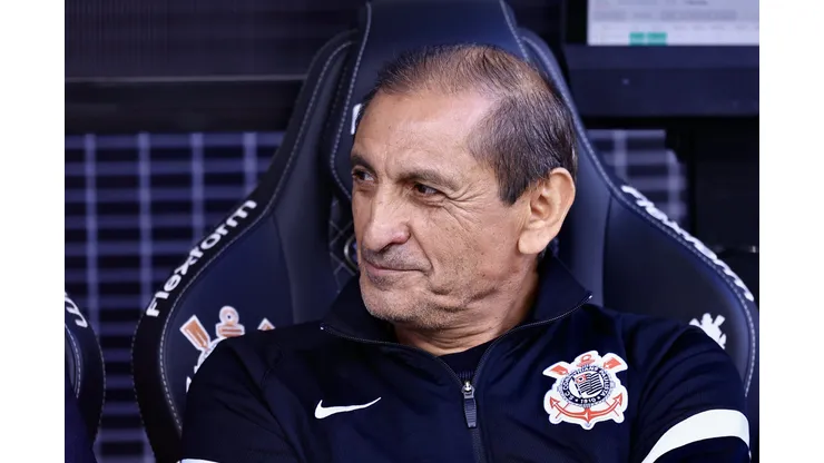 Ramón Diaz técnico do Corinthians durante partida contra o Vasco no estádio Arena Corinthians pelo campeonato Brasileiro A 2024. Foto: Marcello Zambrana/AGIFRamón Diaz técnico do Corinthians durante partida contra o Vasco no estádio Arena Corinthians pelo campeonato Brasileiro A 2024. Foto: Marcello Zambrana/AGIF