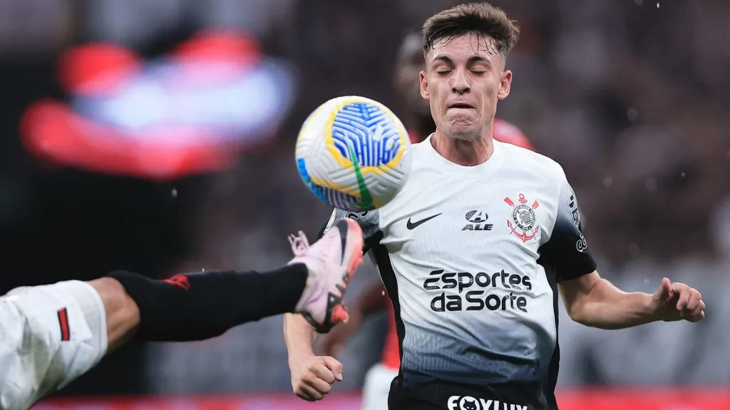 Breno Bidon coleciona ótimas atuações - Foto: Ettore Chiereguini/AGIF.