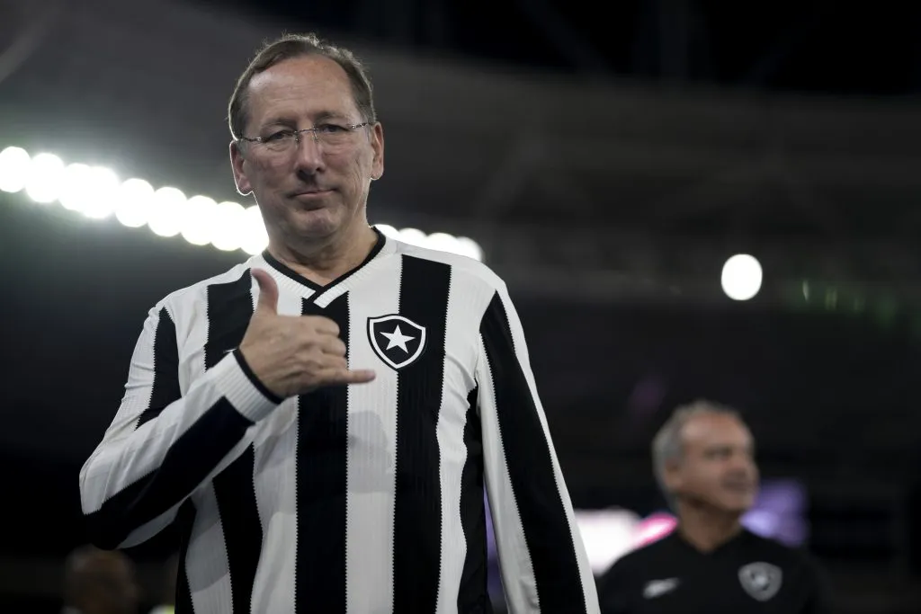 RJ – RIO DE JANEIRO – 23/11/2024 – BRASILEIRO A 2024, BOTAFOGO X VITORIA – John Textor dono da SAF do Botafogo antes da partida contra o Vitoria no estadio Engenhao pelo campeonato Brasileiro A 2024.  Foto: Jorge Rodrigues/AGIF