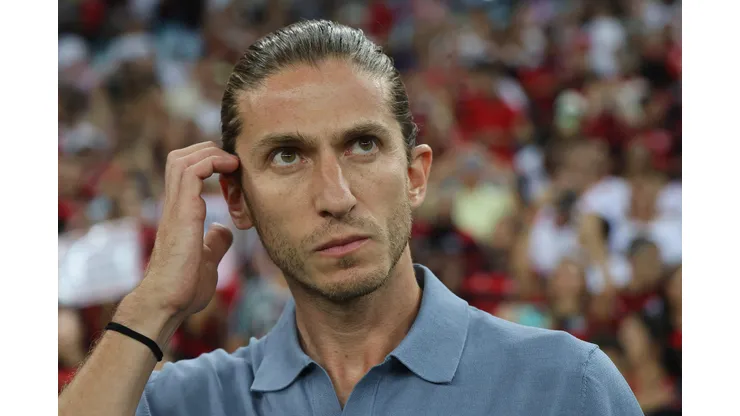 Filipe Luís toma decisão importante nos bastidores do Flamengo