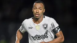Marlon Freitas jogador do Botafogo durante partida. Foto: Thiago Ribeiro/AGIF