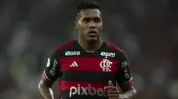 Alex Sandro jogador do Flamengo - Foto: Jorge Rodrigues/AGIF