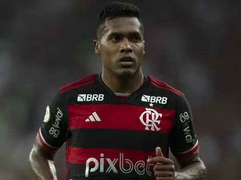 Alex Sandro do Flamengo defende o Vasco sobre polêmica da semifinal