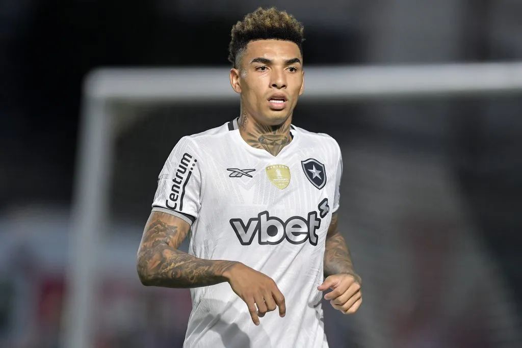 Igor Jesus jogador do Botafogo – Foto: Thiago Ribeiro/AGIF