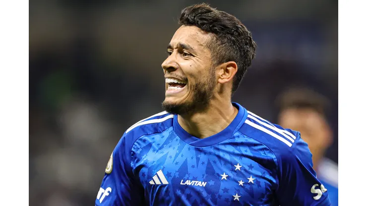 William, lateral-direito do Cruzeiro