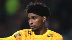 Hugo já se tornou referência no Coringão.