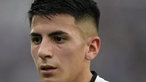 RJ - RIO DE JANEIRO - 08/12/2024 - BRASILEIRO A 2024, BOTAFOGO X SAO PAULO - Almada jogador do Botafogo durante partida contra o Sao Paulo no estadio Engenhao pelo campeonato Brasileiro A 2024.