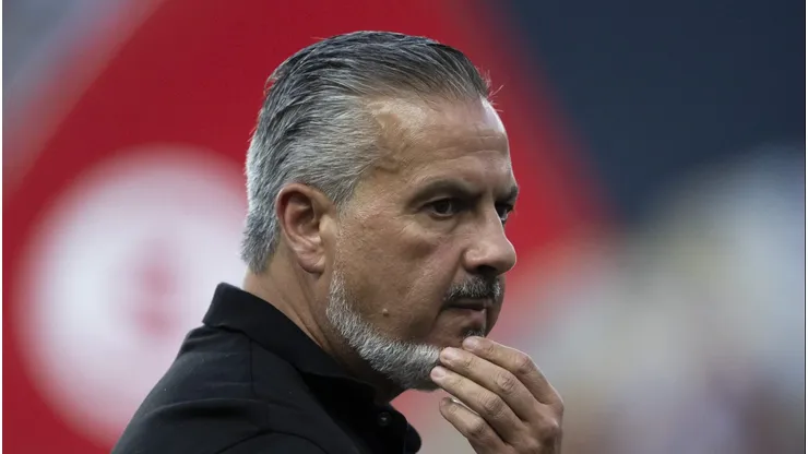José Boto tem situação para resolver no Flamengo