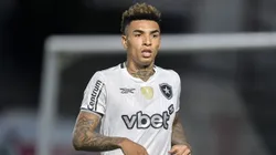 Igor Jesus, do Botafogo, não foi uma das principais escolhas de Felipe Melo para o Brasileirão - Foto: Thiago Ribeiro/AGIF