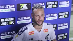 Neymar Jr. jogador do Santos deixa o campo apos partida contra o Agua Santa no estadio Vila Belmiro pelo campeonato Paulista 2025. Foto: Reinaldo Campos/AGIF