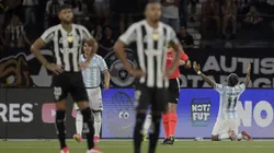 RJ - RIO DE JANEIRO - 27/02/2025 - RECOPA SUL-AMERICANA 2025, BOTAFOGO X RACING - Zaracho jogador do Racing comemora seu gol durante partida contra o Botafogo no estadio Engenhao pelo campeonato Recopa Sul-americana 2025. Foto: Alexandre Loureiro/AGIF