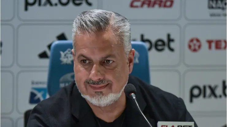 RJ - RIO DE JANEIRO - 30/01/2025 - APRESENTACAO DANILO - Jose Boto dirigente durante sua apresentacao oficial do jogador Danilo do Flamengo em coletiva de imprensa realizada no Maracana.