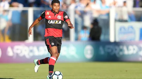 Márcio Araújo, ex-jogador do Flamengo, em jogo pelo Campeonato Brasileiro A de 2017, no Estádio da Ressacada. Foto: Cristiano Andujar/AGIF
