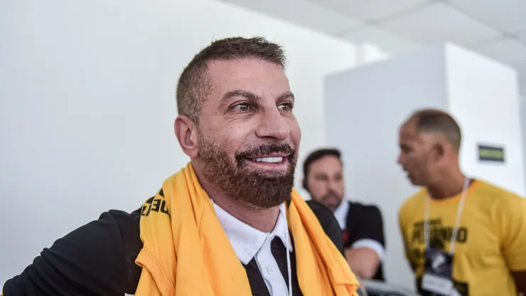 Pedrinho, presidente do Vasco, durante a partida contra o Bragantino no estádio São Januário, pelo Campeonato Brasileiro A de 2024. Foto: Thiago Ribeiro/AGIF