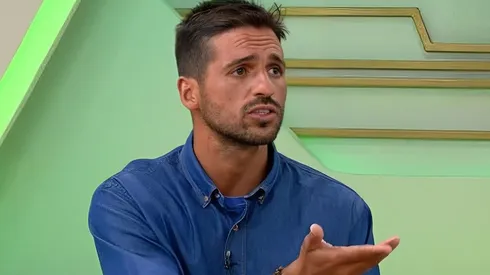 Jornalista confirmou a informação de que Flamengo está perdendo defensor para rival - Foto: Reprodução/SBT.