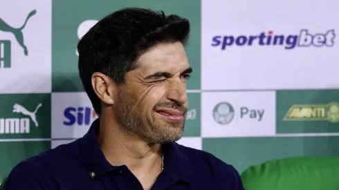 Abel Ferreira, técnico do Palmeiras, durante partida contra o Botafogo-SP no estadio Arena Allianz Parque pelo campeonato Paulista 2025. Foto: Marcello Zambrana/AGIF
