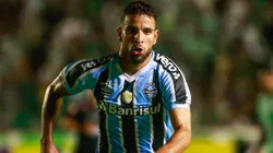 Pepê, jogador do Grêmio, em lance na partida contra o Juventude disputada no Estádio Alfredo Jaconi, em Caxias do Sul, pelo Campeonato Gaúcho 2023.