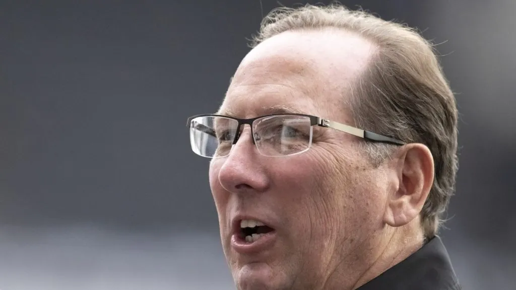 Foto: Jorge Rodrigues/AGIF – Textor é questionado por começo ruim da temporada alvinegra.