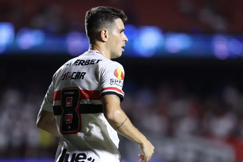 SP – SAO PAULO – 19/02/2025 – PAULISTA 2025, SAO PAULO X PONTE PRETA – Oscar jogador do Sao Paulo durante partida contra o Ponte Preta no estadio Morumbi pelo campeonato Paulista 2025. Foto: Marcello Zambrana/AGIF